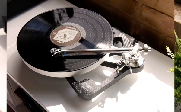 Rega Naia (ref) - Image 10