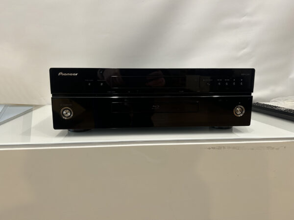 (Pre-Owned) Pioneer Blu-Ray BDP LX91Blu-Ray Player
