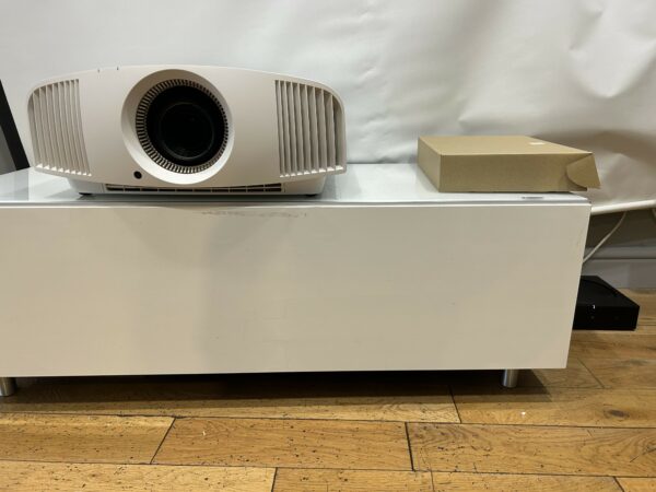 (Pre-Owned) Sony Projector VPL-VW520ES - Image 3