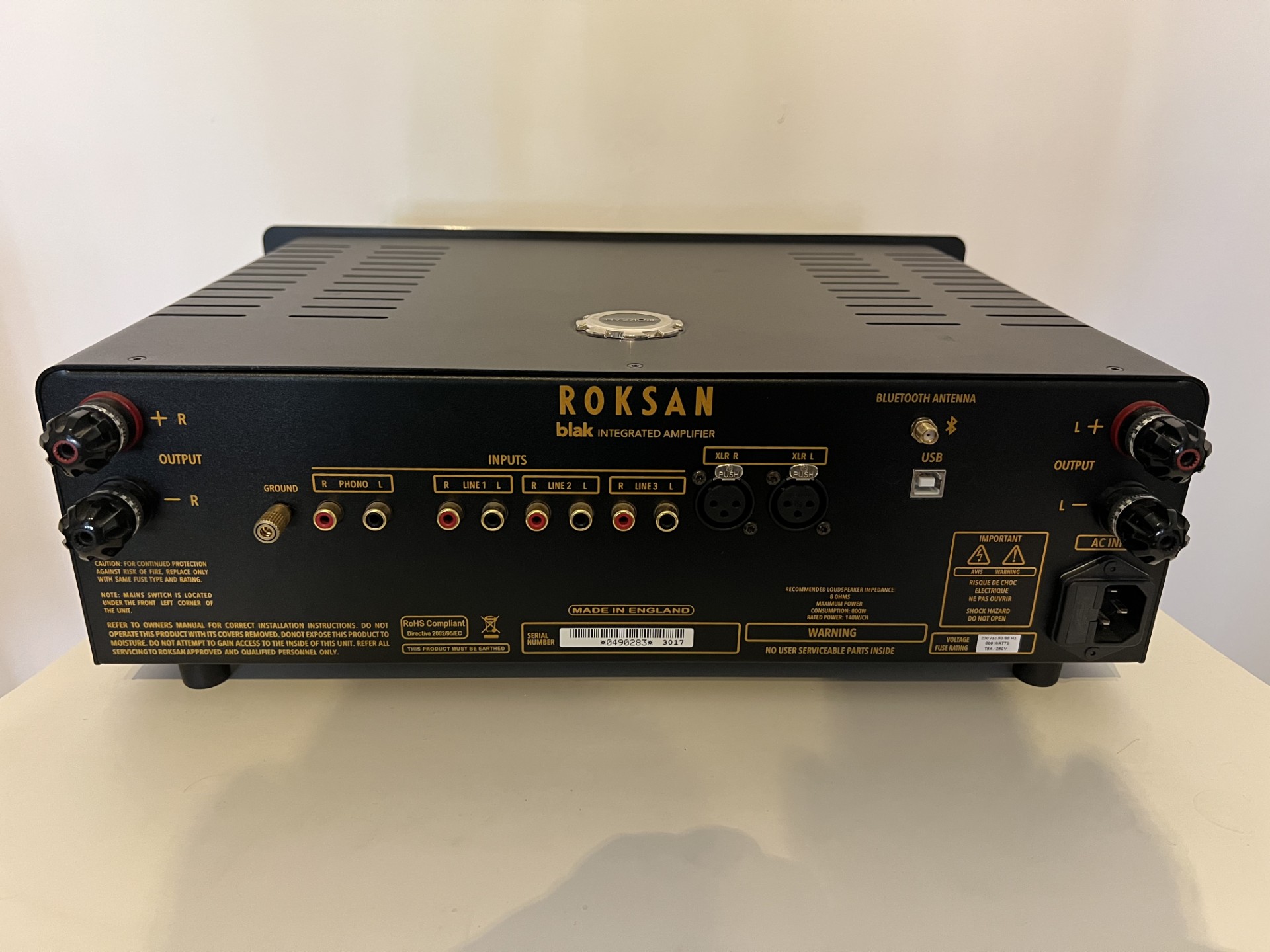 Ex-Display Roksan Blak Integrated Amplifier (Charcoal) - Image 6