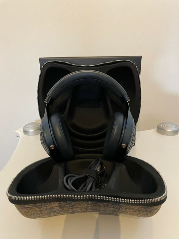 Focal Celeste Closed Back Headphones - Image 5