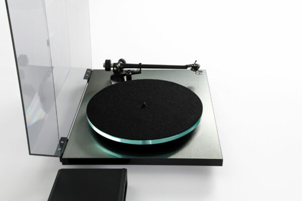 The New Planar 3 RS Edition (Rega Special!) - Image 2