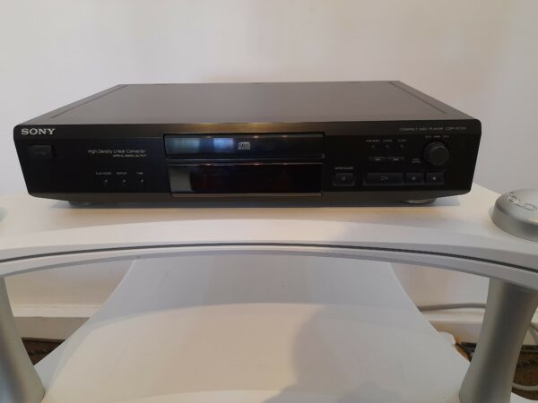 (Pre-Owned) Sony CDP-XE220 CD Player