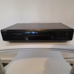 (Pre-Owned) Sony CDP-XE220 CD Player