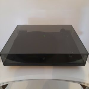 (Pre-owned) Rega Planar 2 Turntable