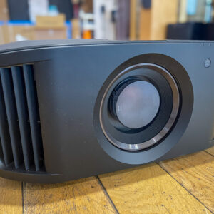 (Pre-Owned) JVC DLA N7 projector