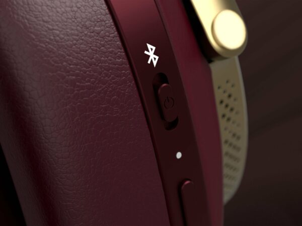 Bowers and Wilkins PX8 S2 Over-ear noise-cancelling headphones - Image 5