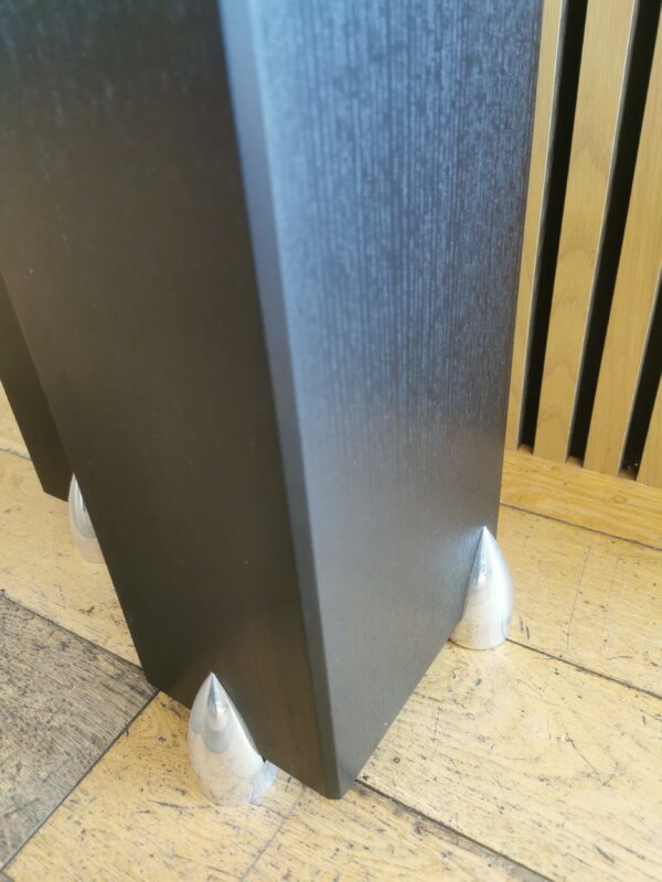 Totem Arro in Black Ash with Aluminium Totem Claws (Ex-Demo) - Image 7