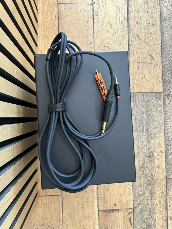 (Pre-Owned) Focal Clear MG With 3m Extension Cable - Image 2