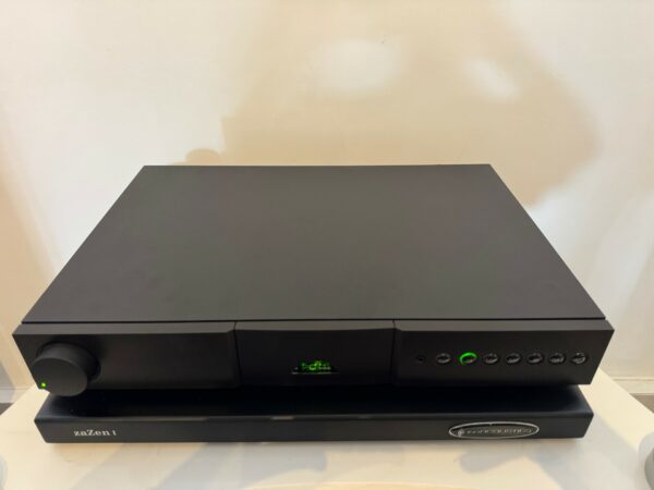 Pre-owned Naim Nait XS Integrated Amplifier - Image 2
