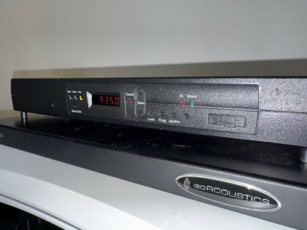 Pre-owned Rega Radio - Stereo AM/FM Tuner - Image 3