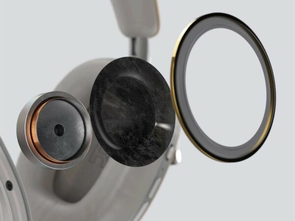 Bowers and Wilkins PX8 S2 Over-ear noise-cancelling headphones - Image 4