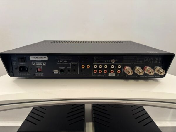 EX-DISPLAY ARCAM RADIA A25 INTERGRATED AMPLIFIER - Image 4