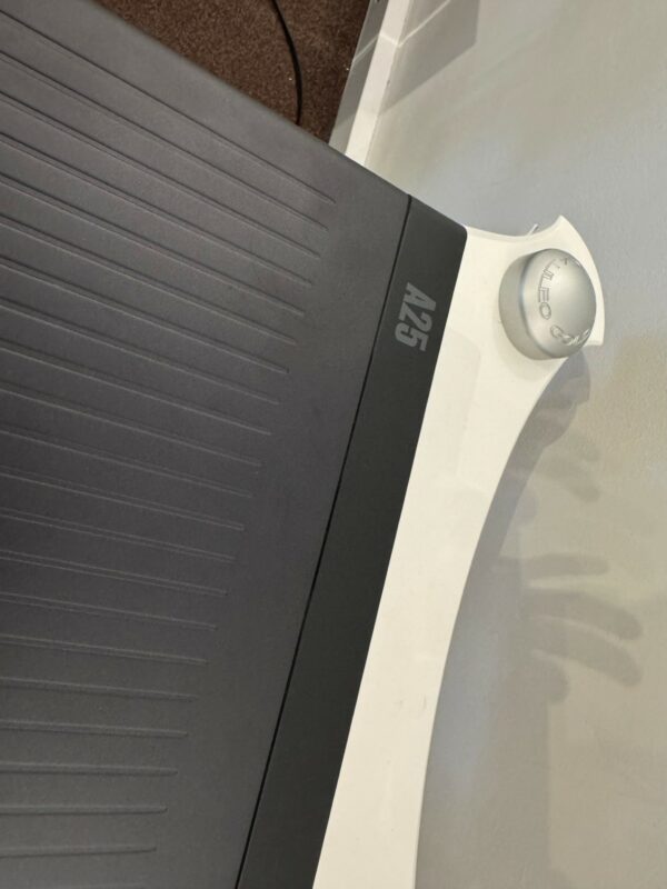 EX-DISPLAY ARCAM RADIA A25 INTERGRATED AMPLIFIER - Image 3