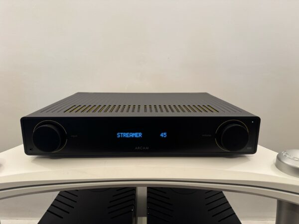 EX-DISPLAY ARCAM RADIA A5 INTERGRATED AMPLIFIER