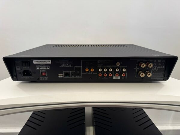EX-DISPLAY ARCAM RADIA A5 INTERGRATED AMPLIFIER - Image 5