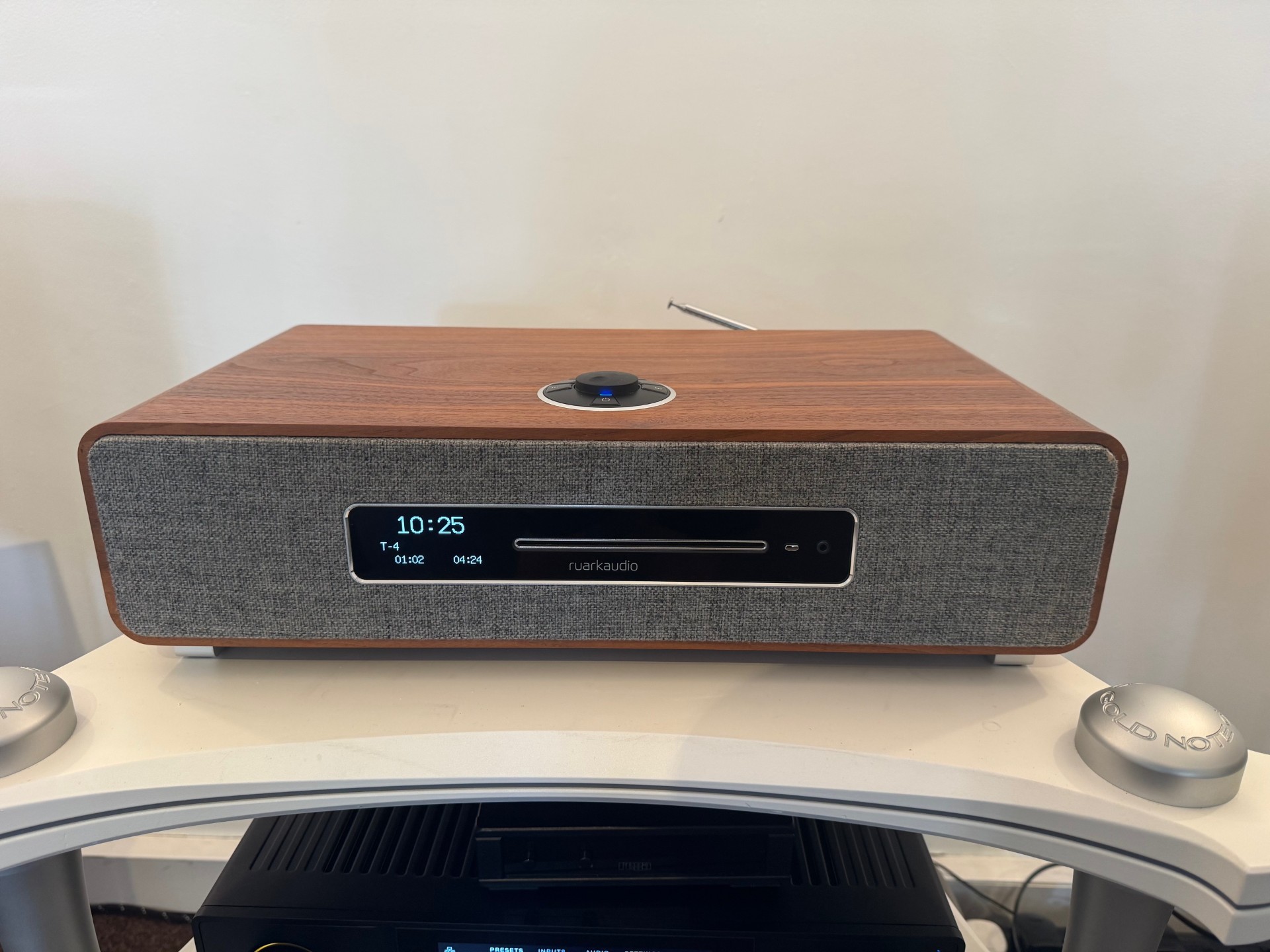 (Pre-owned) Ruark R5 High Fidelity Music System