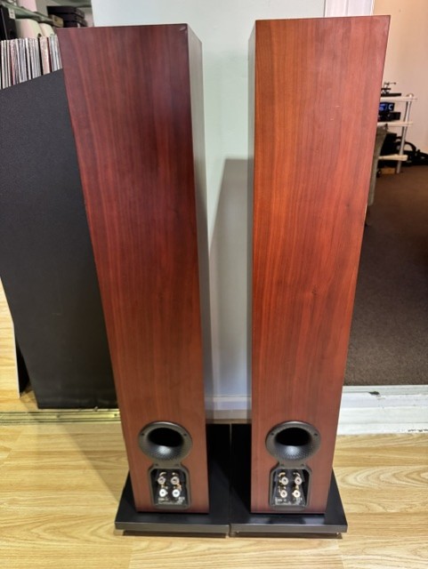 (Pre-owned) Bowers & Wilkins CM8 S2 Floorstanding Speakers - Image 3