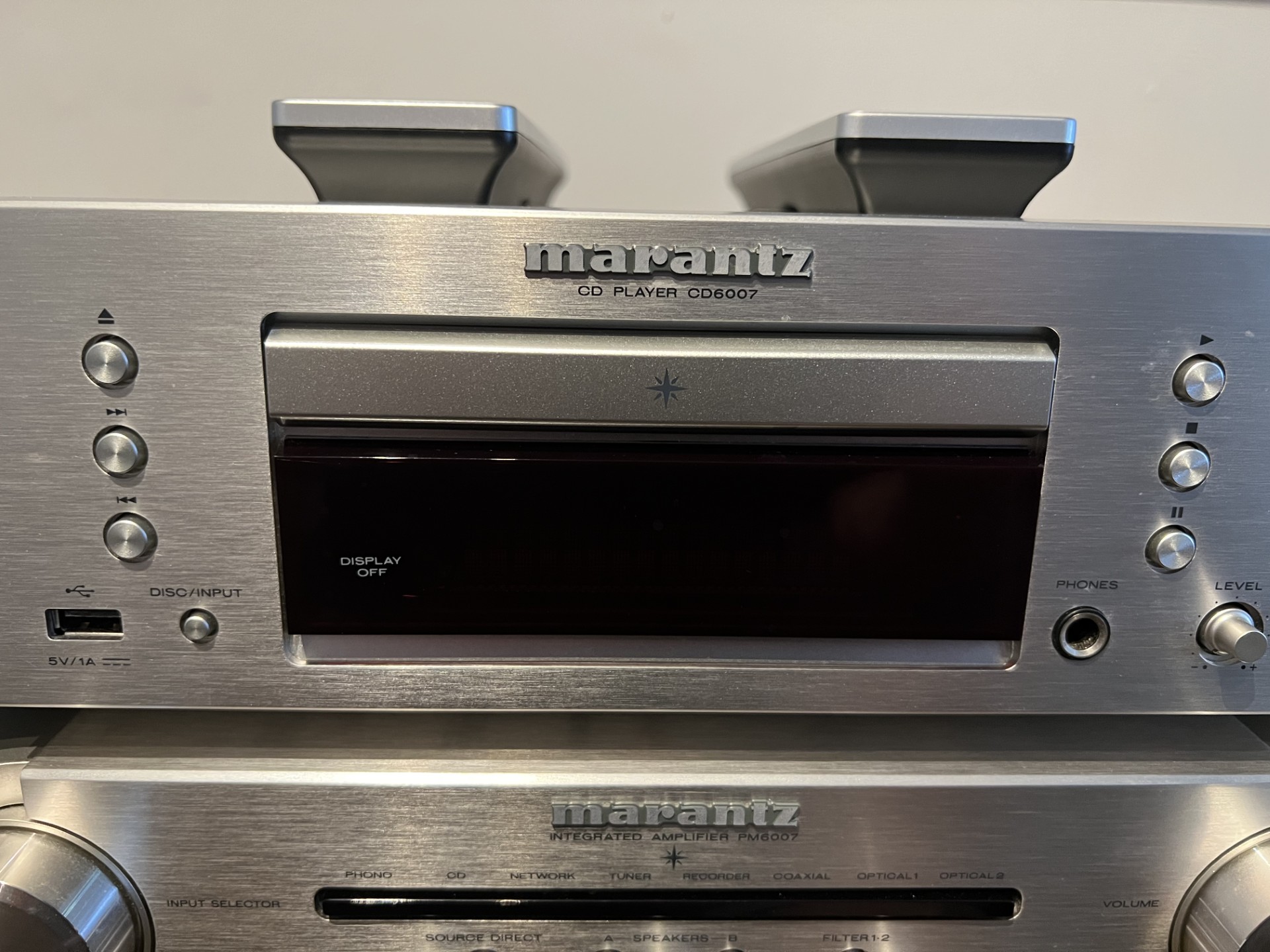 (Pre-Owned) Marantz CD6007 CD Player/PM6007 Amplifier - Image 3